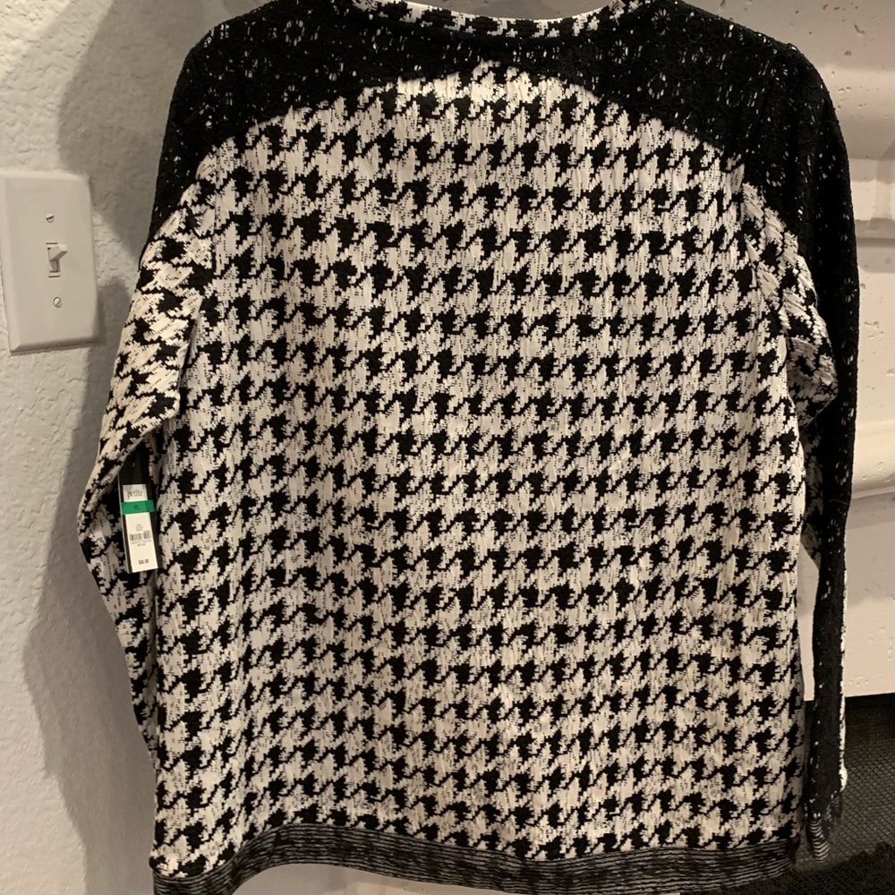 NWT crown & ivy houndstooth top size PL